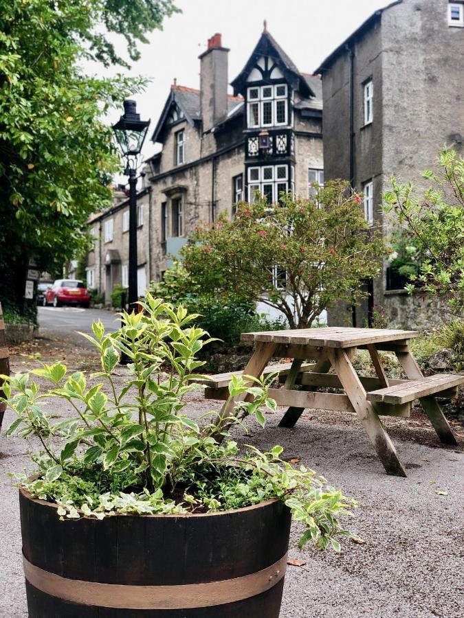 Hotel The Wheatsheaf At Beetham Sandside  Exterior foto